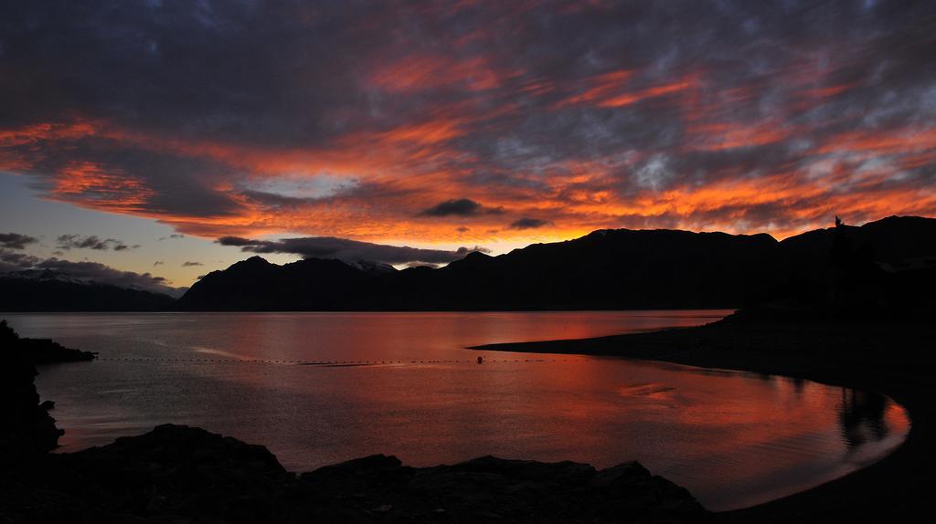 The Camp - Lake Hāwea Exteriör bild